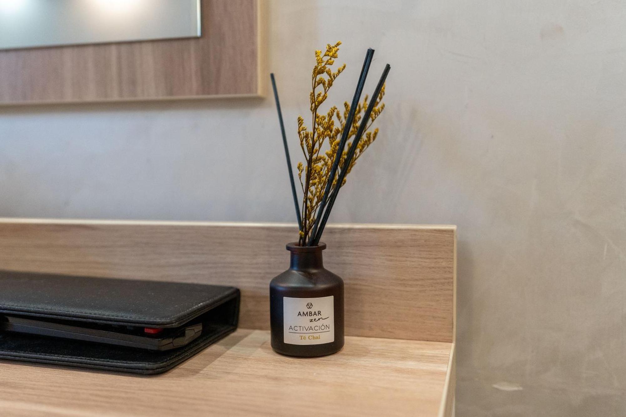 Drago D'Oro Guesthouse - Accross From Metro Vittorio Emanuele エクステリア 写真