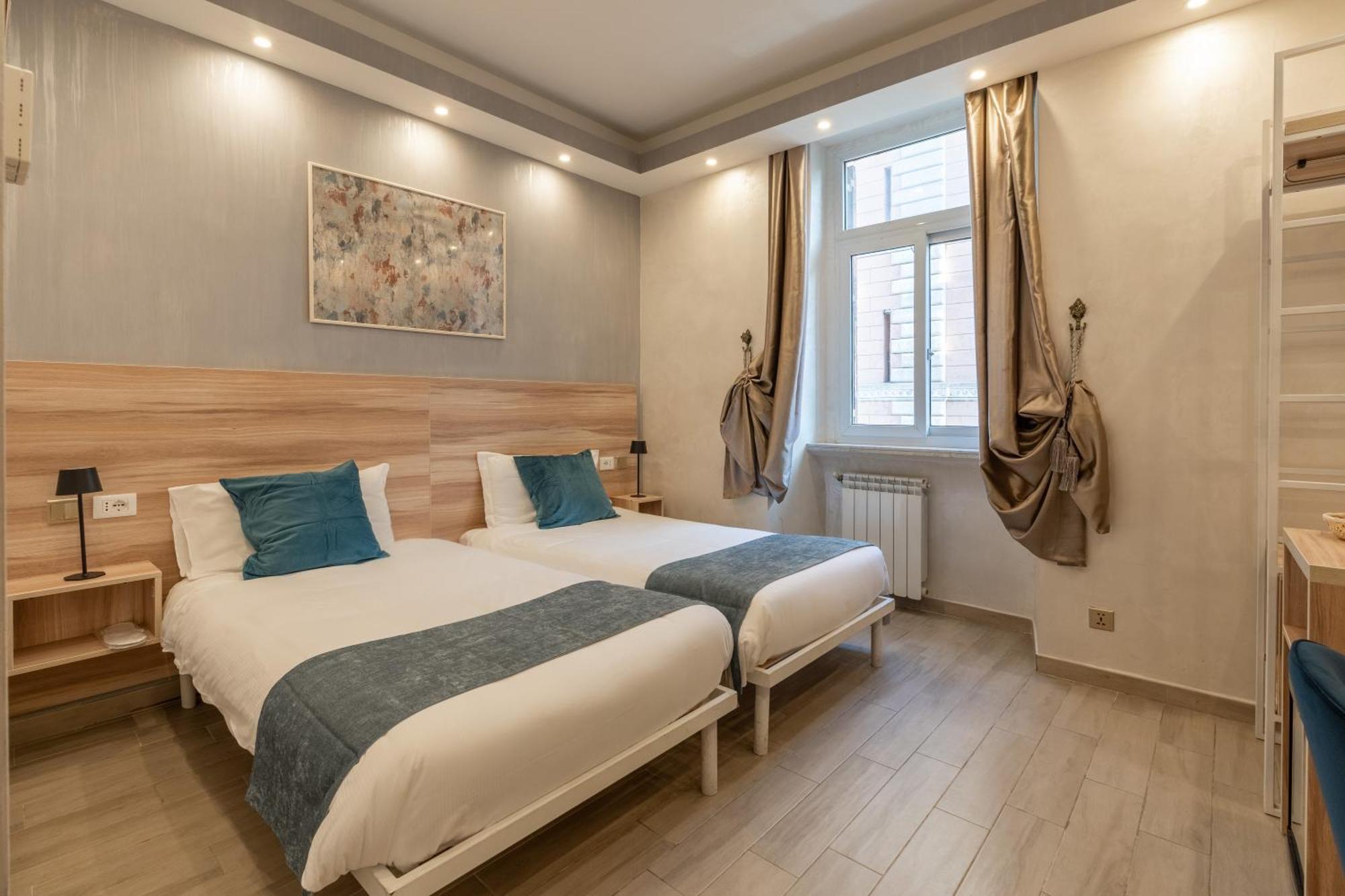 Drago D'Oro Guesthouse - Accross From Metro Vittorio Emanuele エクステリア 写真