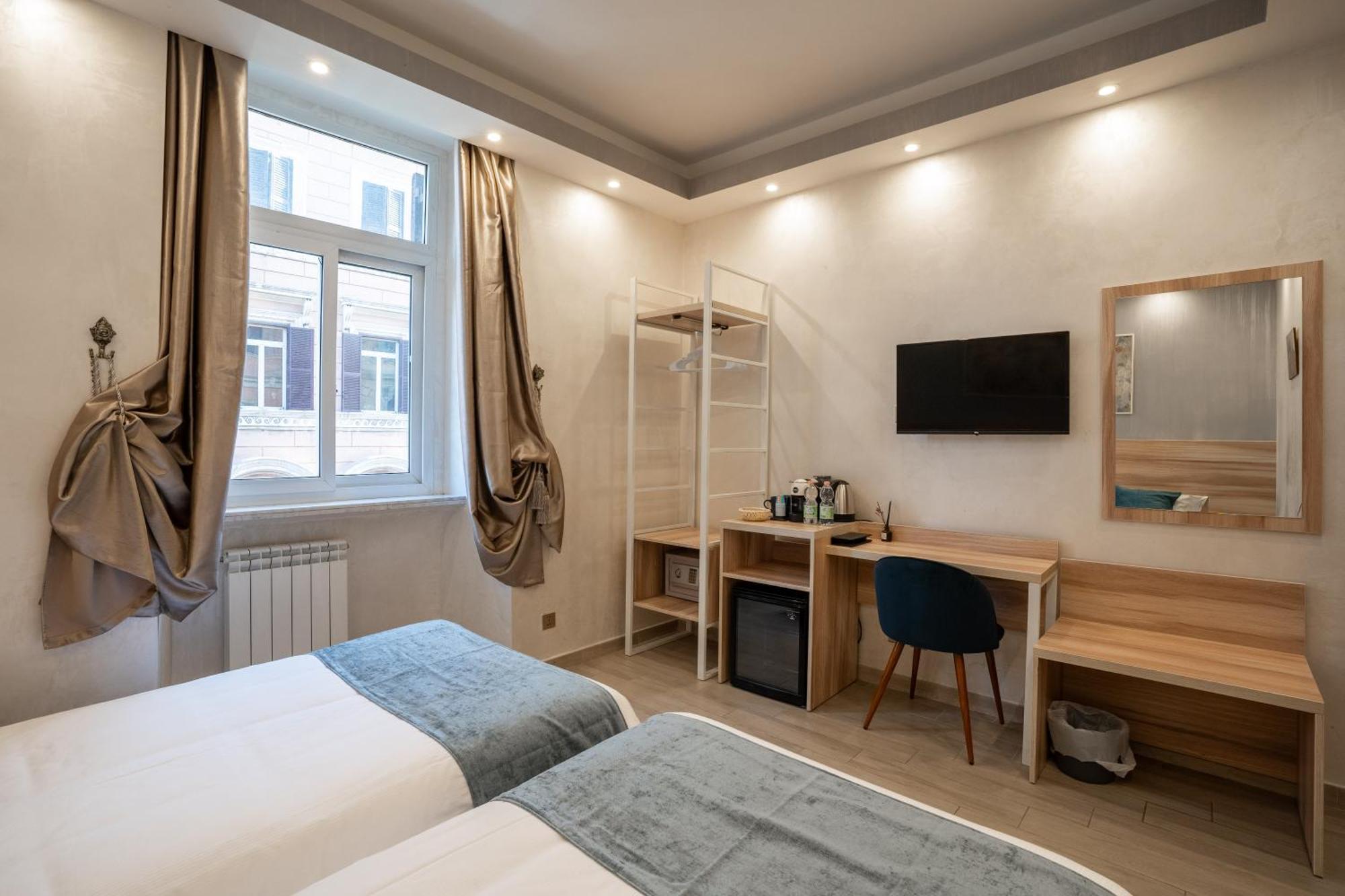 Drago D'Oro Guesthouse - Accross From Metro Vittorio Emanuele エクステリア 写真