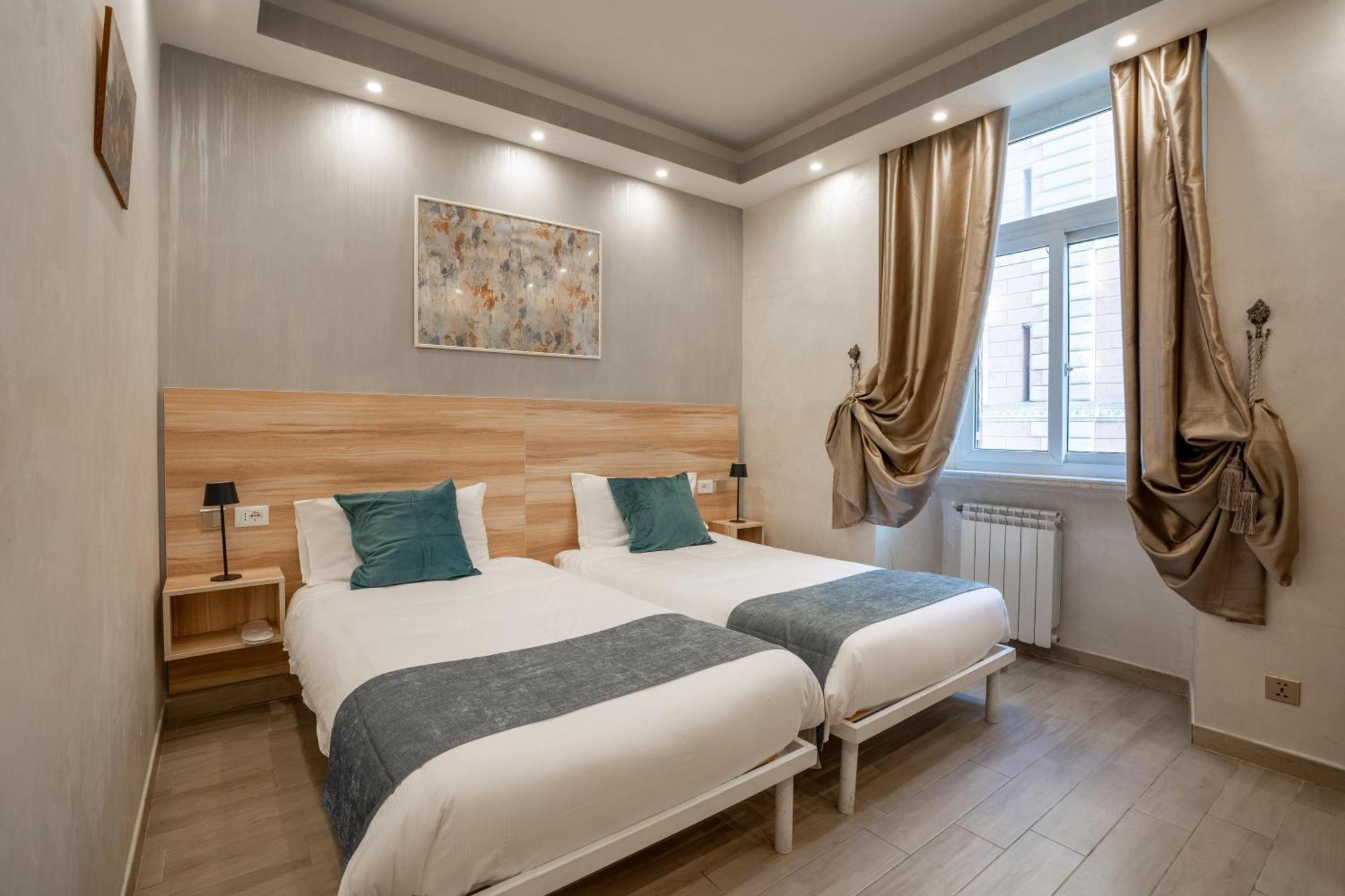 Drago D'Oro Guesthouse - Accross From Metro Vittorio Emanuele エクステリア 写真